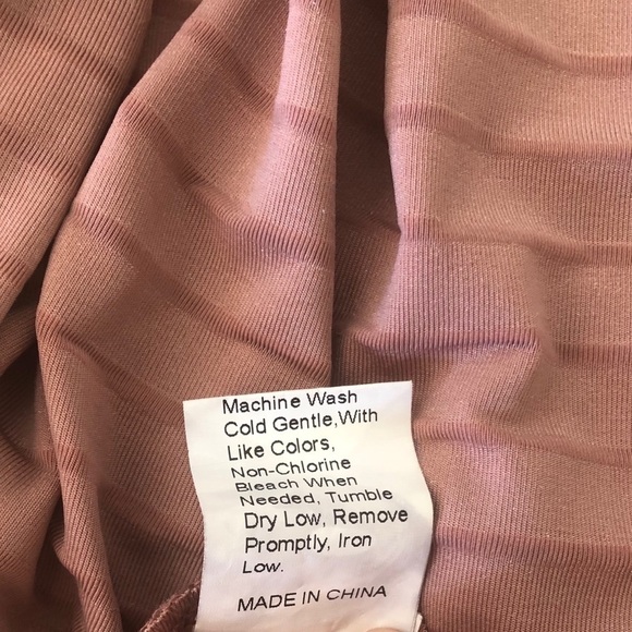 PINK VELVET  SHORT SLEEVES T-SHIRT XS - Picture 8 of 9